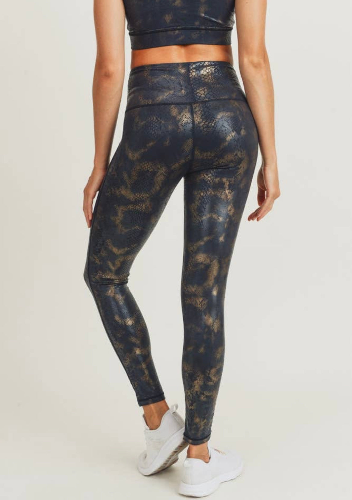 Black Gold Snake Foil Print High-waisted Leggings